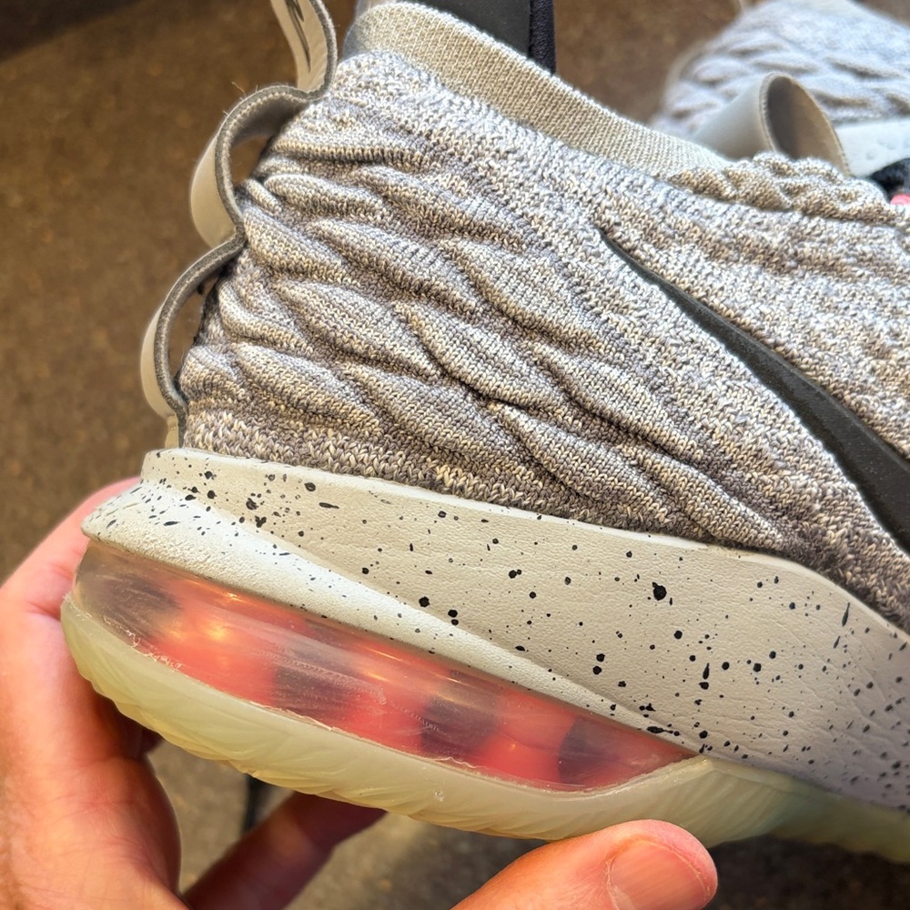 Nike Gray quilted Sneakers with Red Accents - Picture 11 of 11
